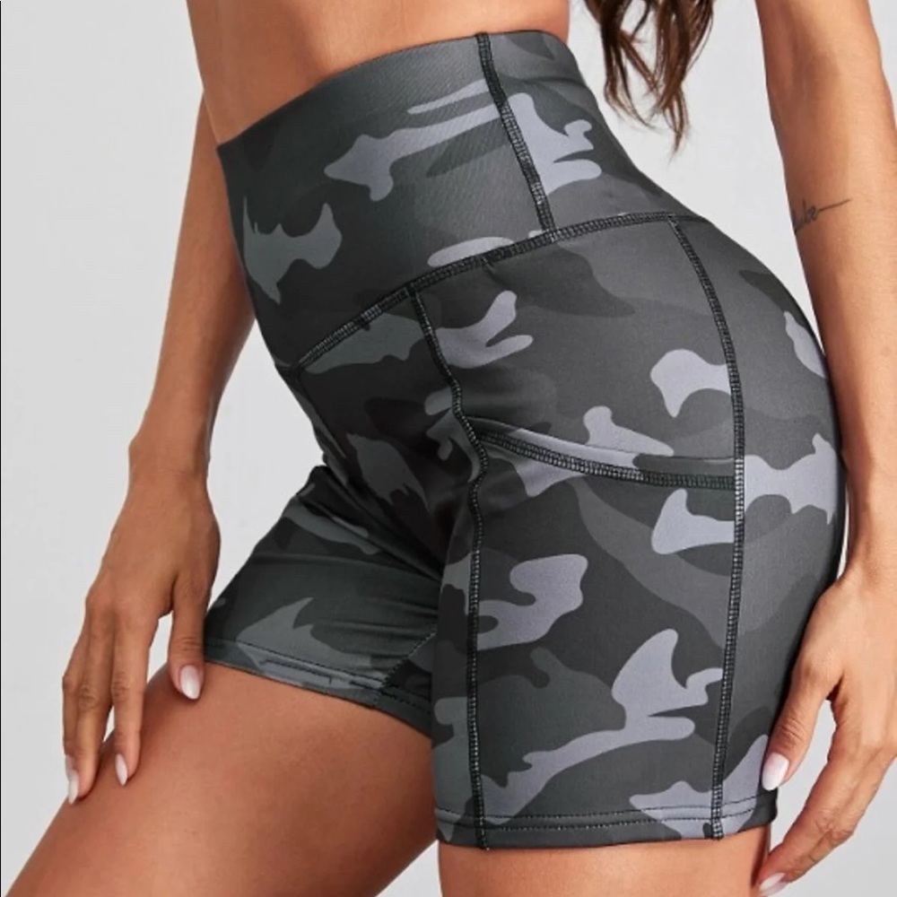 Camo Print High-Rise Biker Shorts